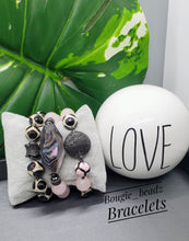 Load image into Gallery viewer, Dovey