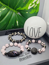 Load image into Gallery viewer, Dovey