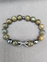 Load image into Gallery viewer, Mens Eagle's Claw Bracelet
