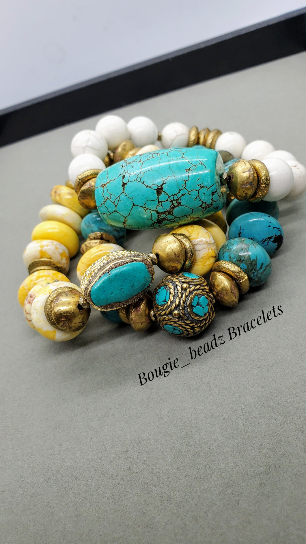 Turquoise explosion