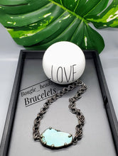 Load image into Gallery viewer, Turquoise chain necklace
